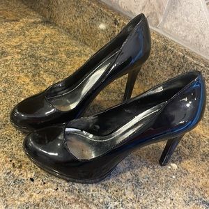 BCBG black patent heels